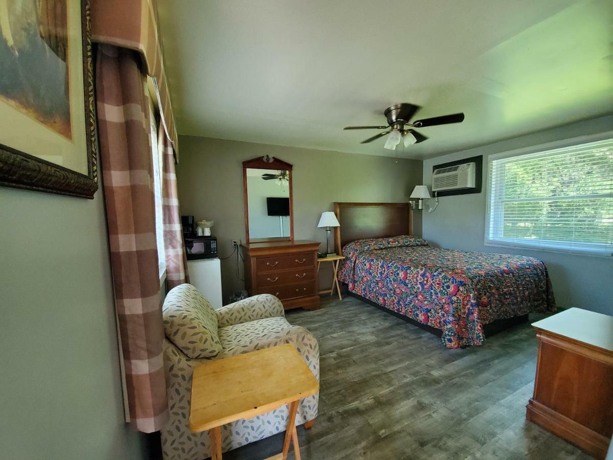 High Springs Country Inn Kültér fotó